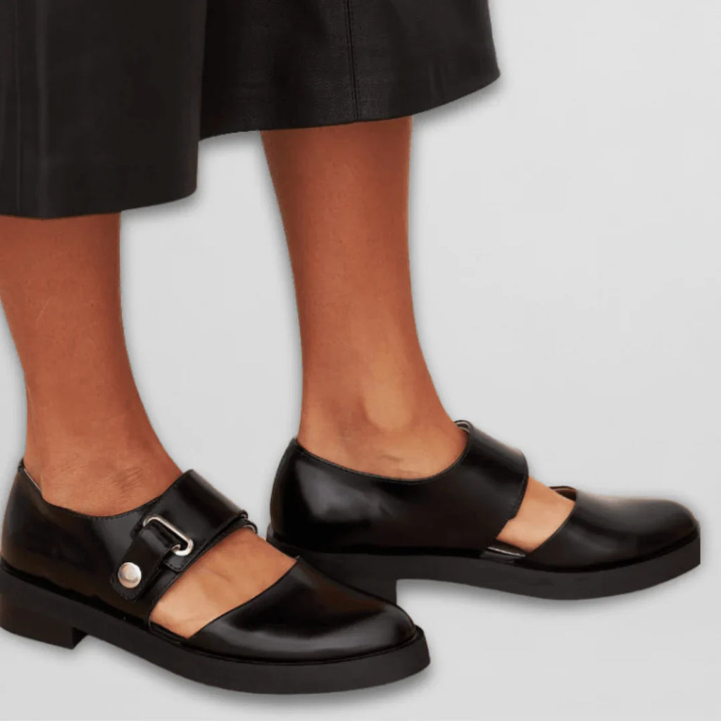 LINA™ – Buckle Mary Janes