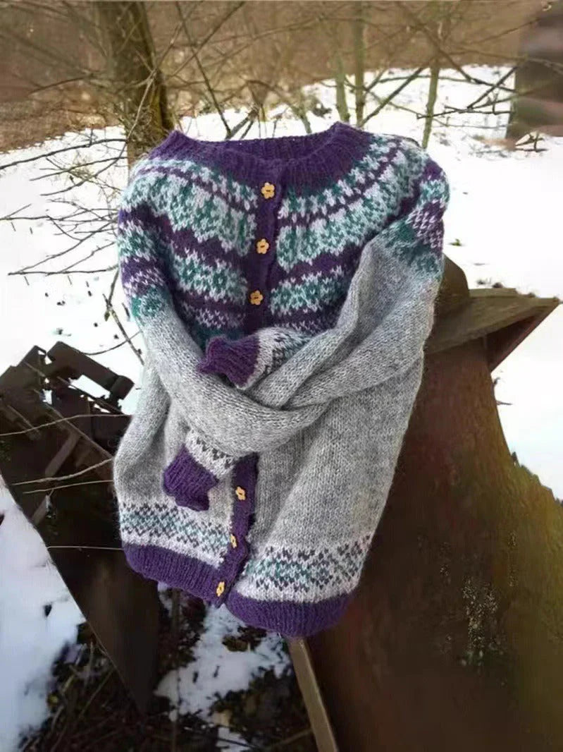 NAOMIE™ | Vintage Canadian Sweater