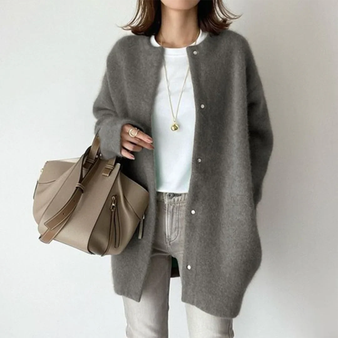 CHLOE™ | Elegant Cashmere Cardigan